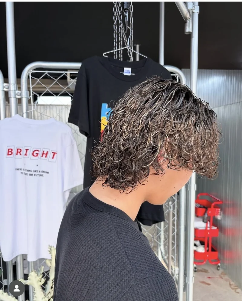 うるま市美容室BRIGHTのカット＋サーフカール